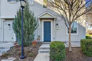 493 Tailoff Ln, Sacramento, CA 95818 - Photo 1