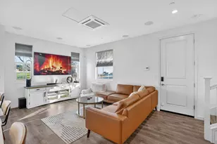 493 Tailoff Ln, Sacramento, CA 95818 - Photo 3