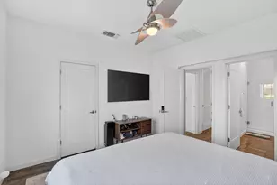 493 Tailoff Ln, Sacramento, CA 95818 - Photo 19