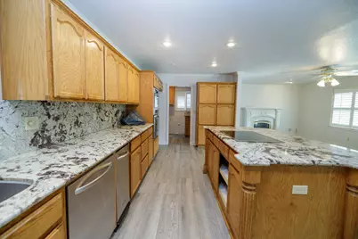 1912 Kendall Avenue, Modesto, CA 95355 - Photo 19