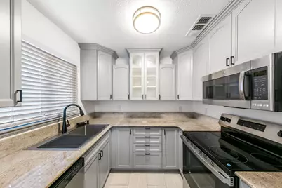 8733 Oak Avenue, Orangevale, CA 95662 - Photo 13