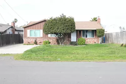 1789 Beverly Avenue, Olivehurst, CA 95961 - Photo 1