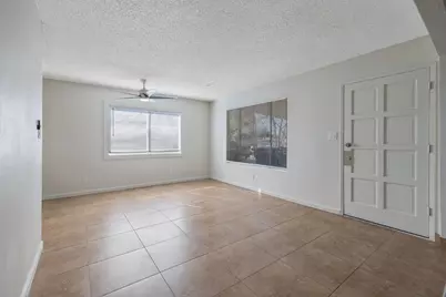 1432 N Locust Street, Visalia, CA 93291 - Photo 7