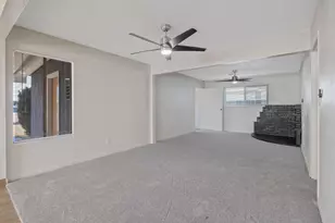 1432 N Locust St, Visalia, CA 93291 - Photo 13