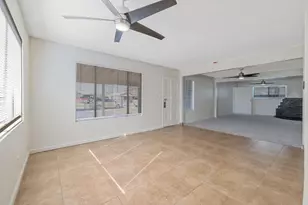 1432 N Locust St, Visalia, CA 93291 - Photo 9