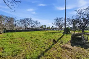 1807 E 10th St, Stockton, CA 95206 - Photo 19