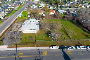 1807 E 10th St, Stockton, CA 95206 - Photo 25