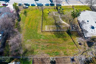 1807 E 10th St, Stockton, CA 95206 - Photo 29