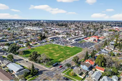 709 S School Street, Lodi, CA 95240 - Photo 43