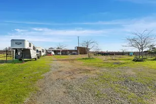 18370 Atkins Rd, Lodi, CA 95240 - Photo 57