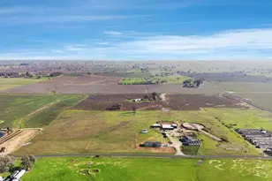 18370 Atkins Rd, Lodi, CA 95240 - Photo 9