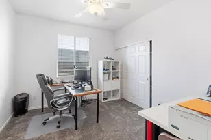 36 Holden Ct, Sacramento, CA 95835 - Photo 31