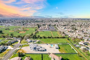 9013 Deleon Ct, Elk Grove, CA 95624 - Photo 91