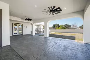 9013 Deleon Ct, Elk Grove, CA 95624 - Photo 35