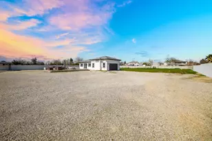 9013 Deleon Ct, Elk Grove, CA 95624 - Photo 15