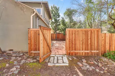 1916 44th Street, Sacramento, CA 95819 - Photo 37