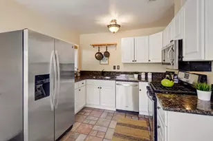 1916 44th St, Sacramento, CA 95819 - Photo 13