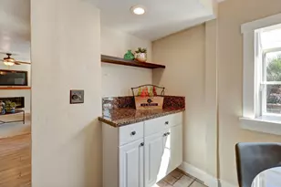 1916 44th St, Sacramento, CA 95819 - Photo 19