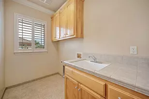 7688 Marina Cove Dr, Sacramento, CA 95831 - Photo 33