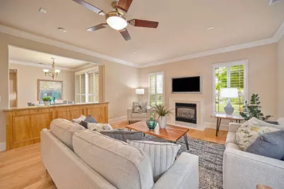 7688 Marina Cove Drive, Sacramento, CA 95831 - Photo 17