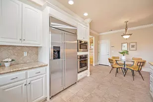 7688 Marina Cove Dr, Sacramento, CA 95831 - Photo 25