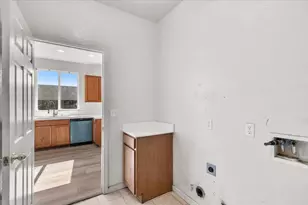 832 Geddings Way, Stockton, CA 95209 - Photo 23