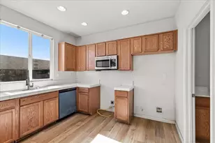 832 Geddings Way, Stockton, CA 95209 - Photo 19