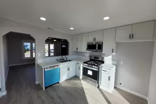 1548 Sterling St, Sacramento, CA 95822 - Photo 9