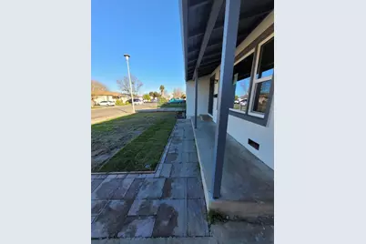 1548 Sterling Street, Sacramento, CA 95822 - Photo 3