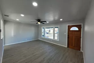 1548 Sterling St, Sacramento, CA 95822 - Photo 5