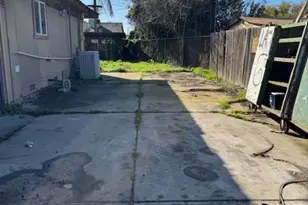 8770 Gerber Rd, Sacramento, CA 95828 - Photo 19