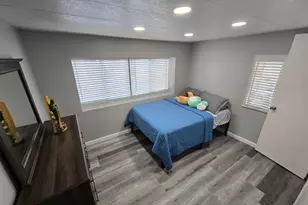 Senator Ln, Sacramento, CA 95828 - Photo 15