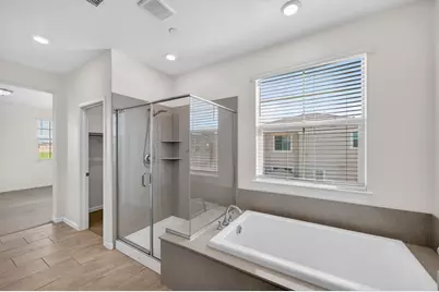 7450 Clear Lake Alley, Sacramento, CA 95829 - Photo 33