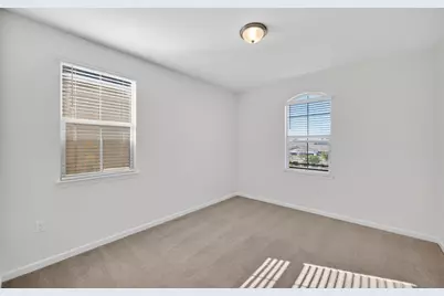 7450 Clear Lake Alley, Sacramento, CA 95829 - Photo 43