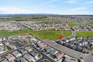 7450 Clear Lake Aly, Sacramento, CA 95829 - Photo 57