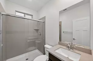 7450 Clear Lake Aly, Sacramento, CA 95829 - Photo 21