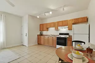 715 N Sutter St, Stockton, CA 95202 - Photo 21