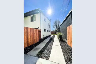 2091 15th Avenue, Sacramento, CA 95822 - Photo 7