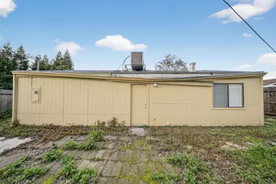 3932 NE Whitney Avenue, Sacramento, CA 95821 - Photo 17