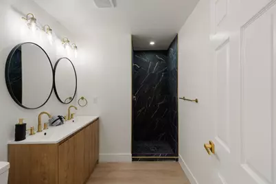 2343 S Sacramento Street, Stockton, CA 95206 - Photo 17