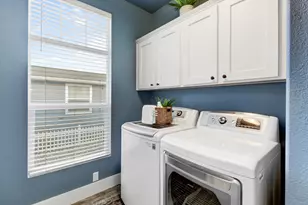 S Grove, Rocklin, CA 95677 - Photo 35