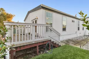 S Grove, Rocklin, CA 95677 - Photo 45