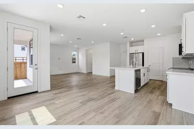 1001 Ginkgo Circle, Davis, CA 95618 - Photo 3