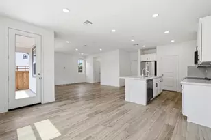 1001 Ginkgo Circle, Davis, CA 95618 - Photo 3