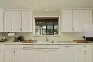101 Mokelumne River Dr, Lodi, CA 95240 - Photo 13