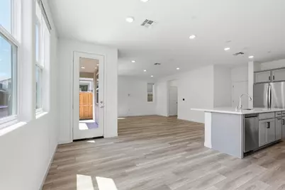 1007 Ginkgo Circle, Davis, CA 95618 - Photo 3