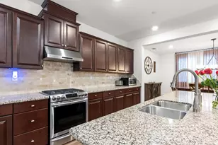 2121 Symphony Ave, Roseville, CA 95747 - Photo 11