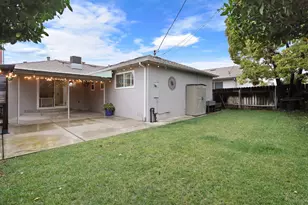 1262 Glenhurst Dr, Lodi, CA 95240 - Photo 29
