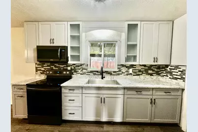 1253 E Louise Avenue, Manteca, CA 95336 - Photo 13