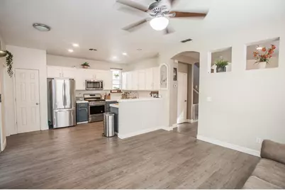 9355 Bennoel Way, Elk Grove, CA 95758 - Photo 25